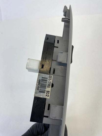 06-08 KIA OPTIMA FRONT RIGHT DOOR WINDOW CONTROL SWITCH W/ BEZEL 93575-26100S8