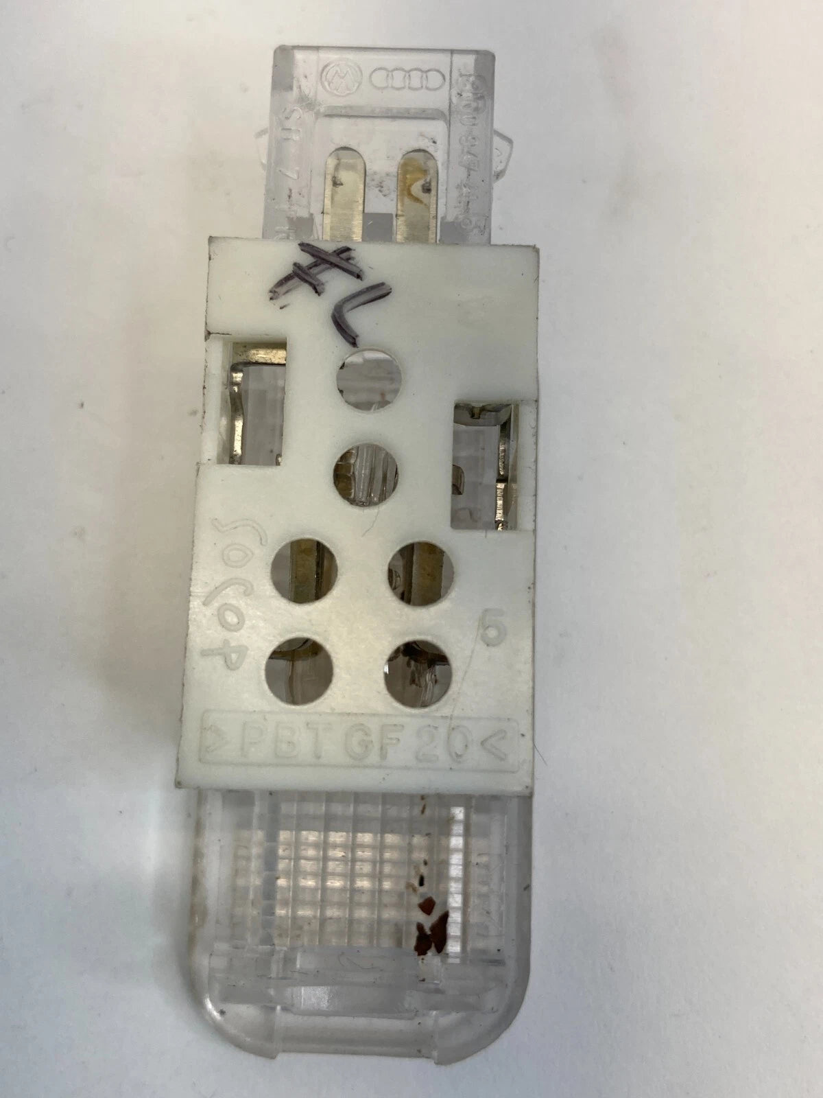 2006-2018 AUDI A6 FRONT LEFT SIDE DOOR PANEL COURTESY LAMP LIGHT 8D0-947-41 OEM
