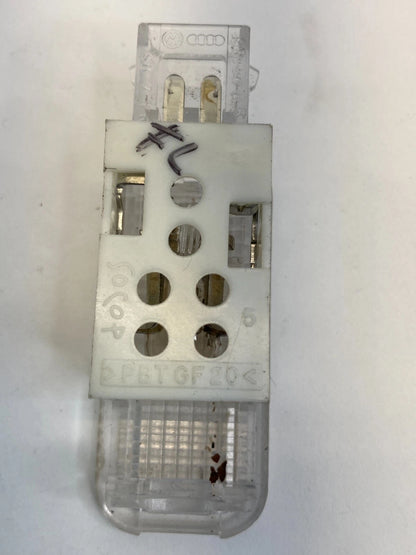 2006-2018 AUDI A6 FRONT LEFT SIDE DOOR PANEL COURTESY LAMP LIGHT 8D0-947-41 OEM