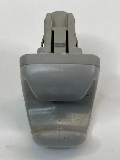 07-11 TOYOTA CAMRY 08-19 HIGHLANDER SUN VISOR RETAINER SUNVISOR CLIP OEM