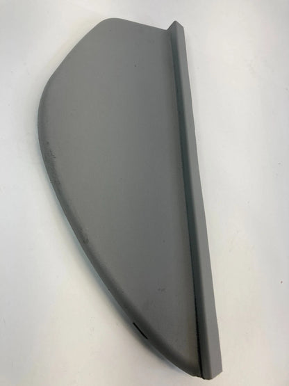 2006-2011 HYUNDAI ACCENT RIGHT SIDE DASH END CAP COVER TRIM 84726-1E000 OEM