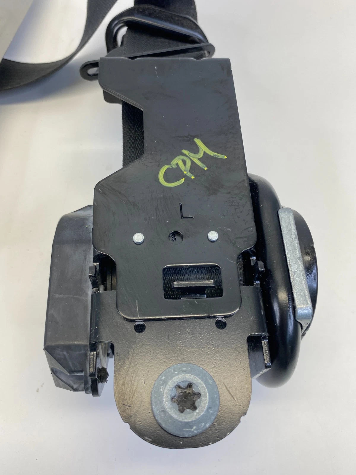 2010-2017 CHEVROLET EQUINOX FRONT LEFT DRIVER SIDE SEAT BELT RETRACTOR OEM