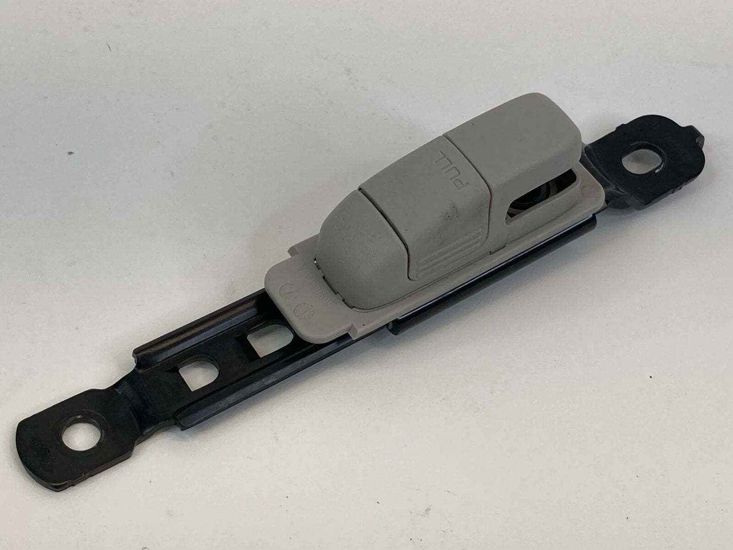 2013 14 15 16 2017 NISSAN JUKE FRONT LEFT DRIVE SEAT BELT HEIGHT ADJUSTER OEM