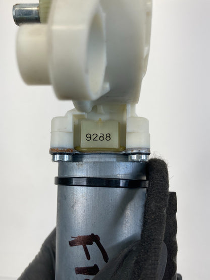 2006 Mercedes-Benz CLS500 Front Right Side Door Power Window Motor Assy OEM