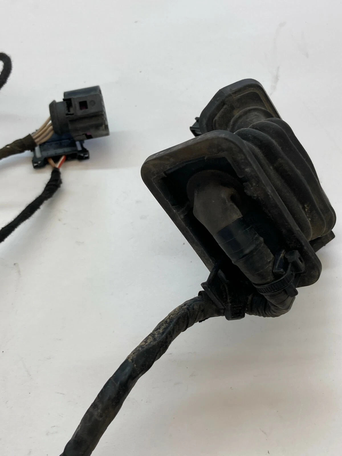 2006-2010 VW VOLKSWAGEN PASSAT SEDAN REAR LEFT DOOR PLUG WIRE HARNESS CABLE OEM