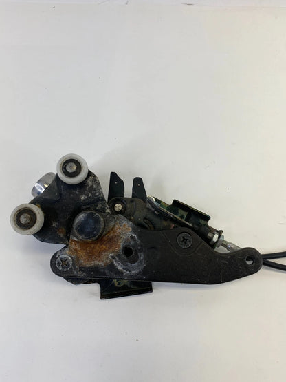05 06 07 08 09 10 HONDA ODYSSEY REAR LEFT SLIDING DOOR LOWER ROLLER OEM
