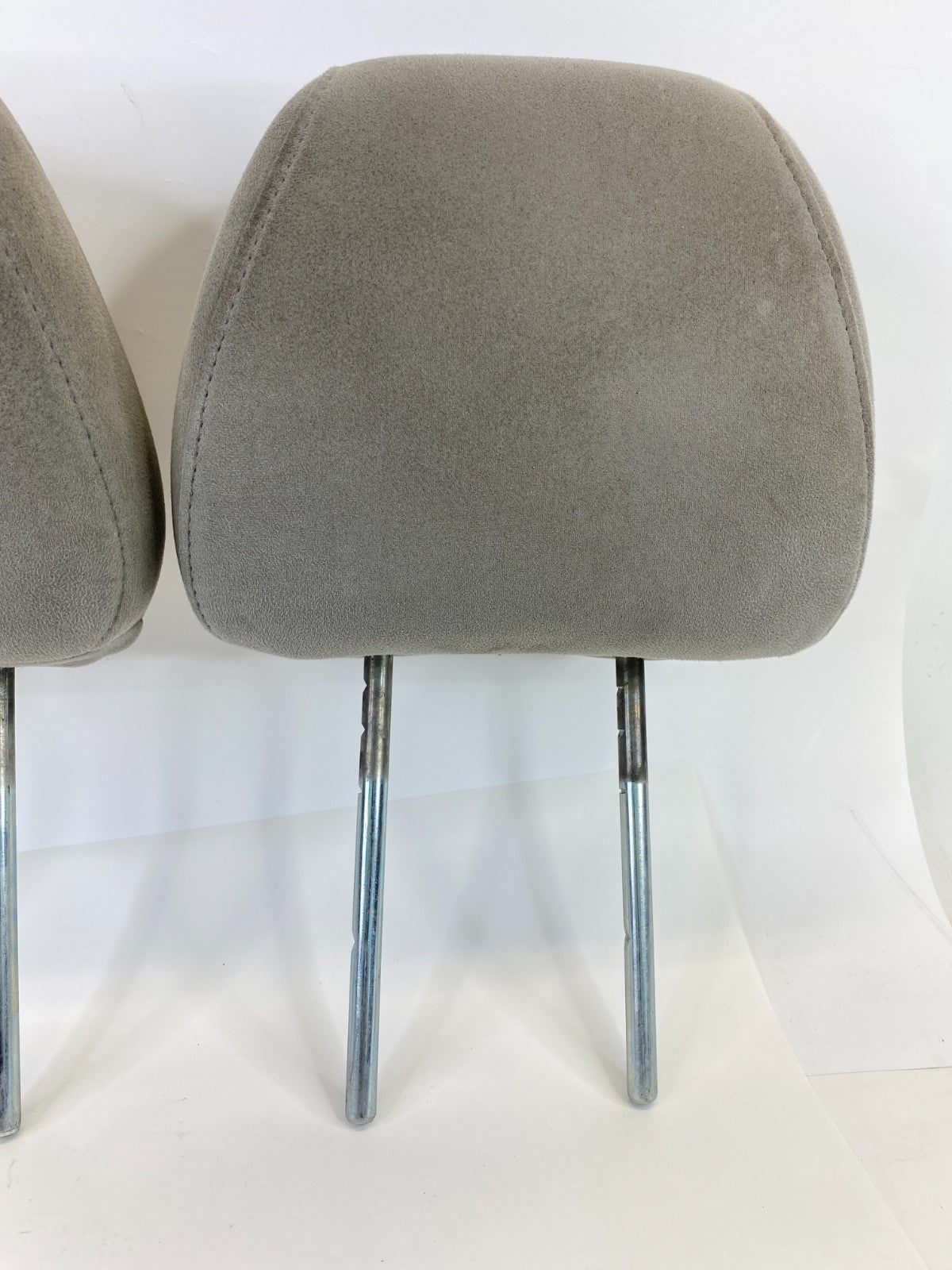 2010-2012 Nissan Altima SEDAN Front Seat Headrest Left Right Head Rest Set Pair