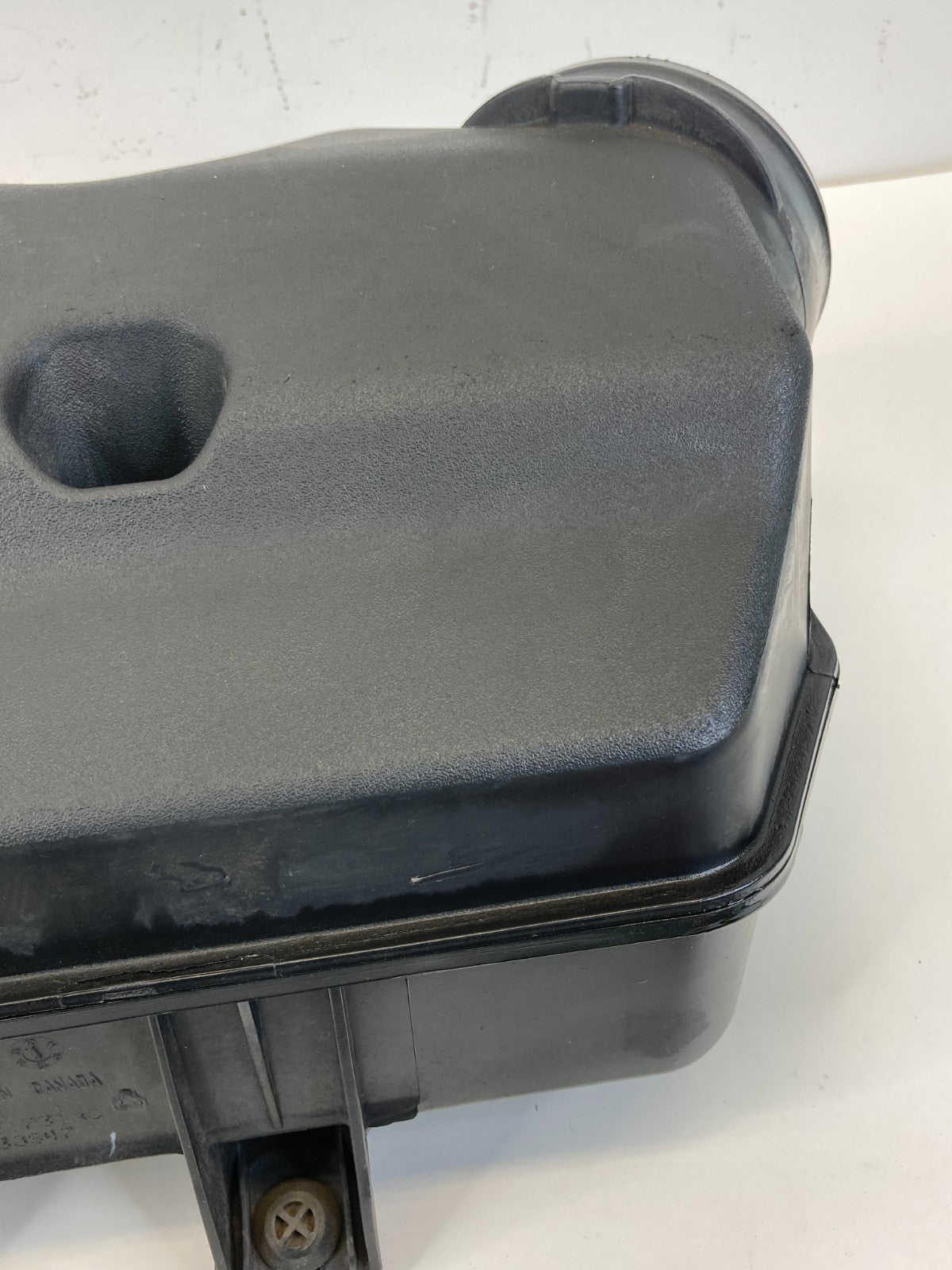 12 13 14 15 16 Chrysler Town & Country Air Intake Cleaner Resonator 4861731AC