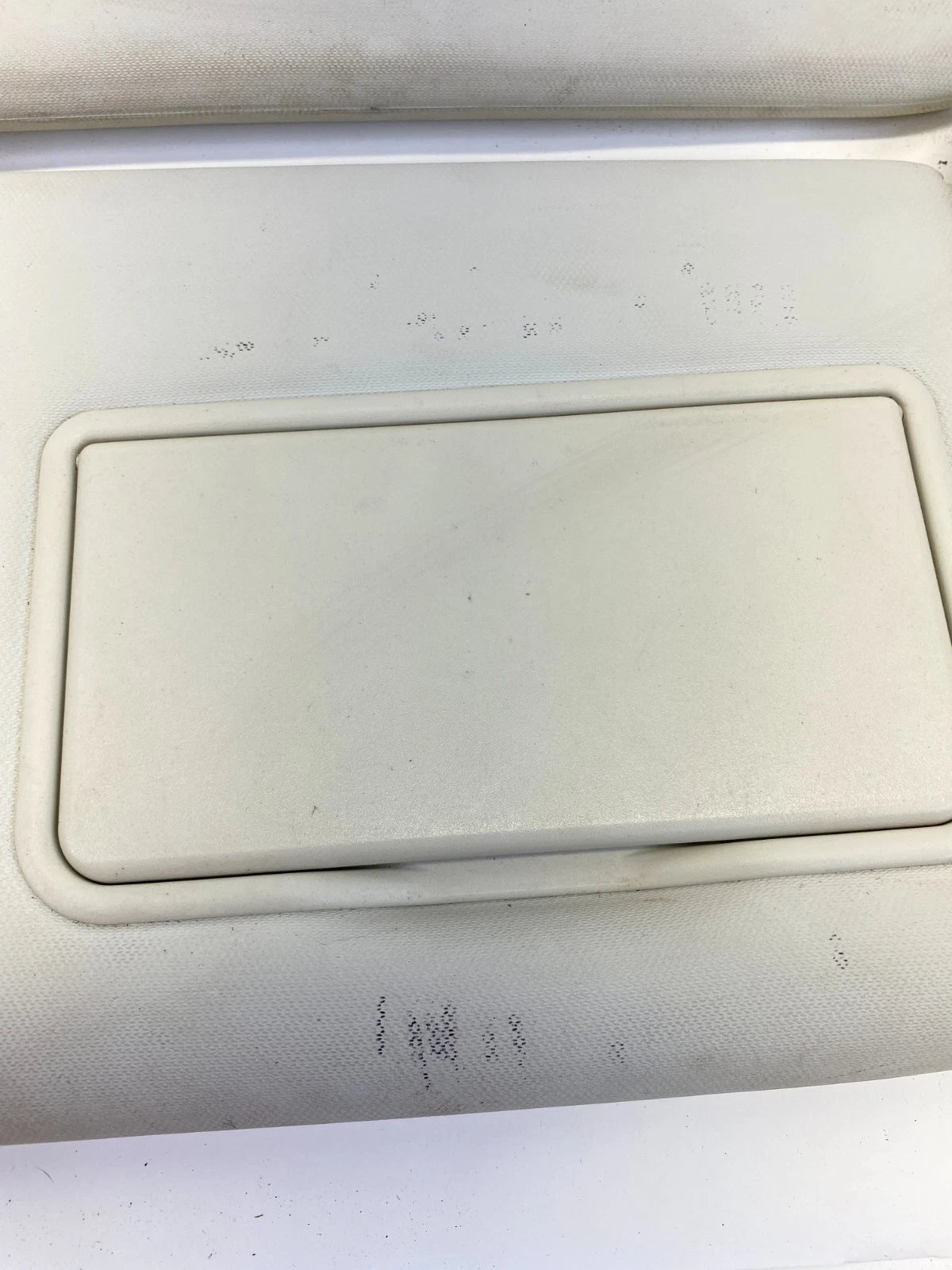 2012-2015 FORD FOCUS SUN VISOR SET PAIR DRIVER LEFT PASSENGER RIGHT W / MIRROR