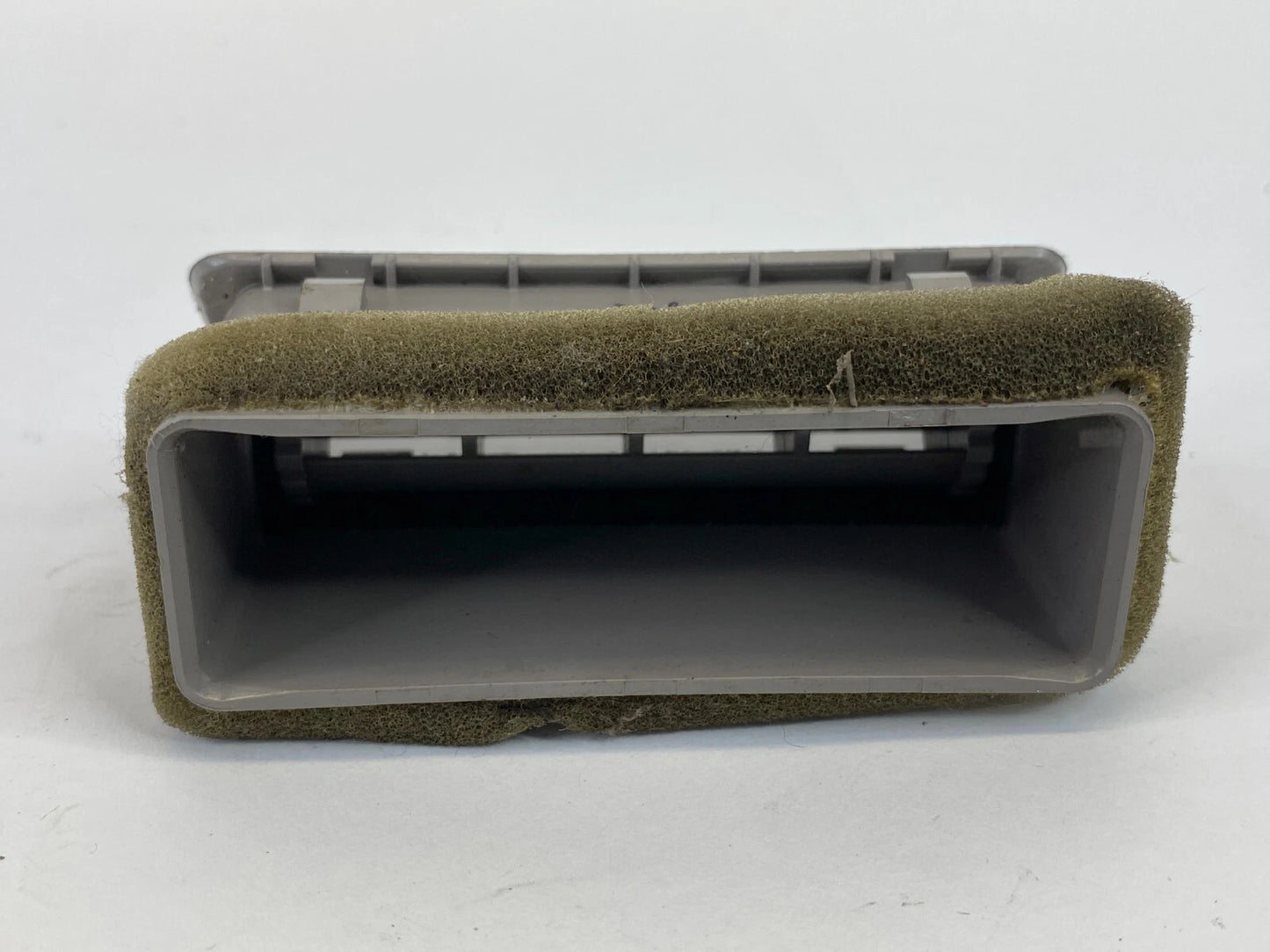 1998-2005 LEXUS GS300 DASH LH LEFT SIDE UNDER COLUMN A/C AIR VENT 55680-22020