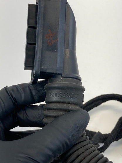 09-16 Audi A4 Quattro Sedan Front Right Door Wire Wiring Harness 8K0971030AB OEM