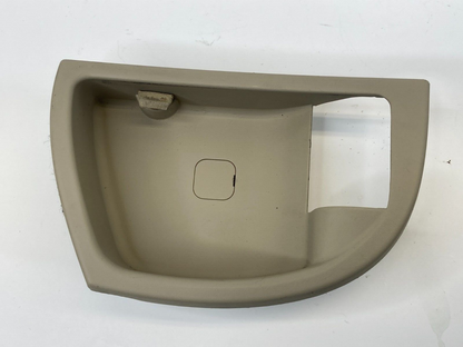 07-09 Hyundai Santa Fe Front Right Interior Door Handle Bezel Cover 82621-2B000