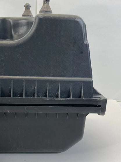 2013-2019 Ford Police Interceptor Sedan Engine Air Cleaner Intake Filter Box OEM