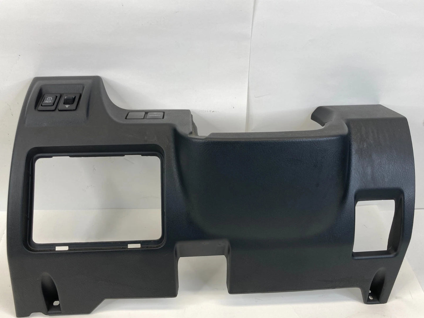 2001 2002 2003 2004 Nissan Xterra Dash Knee Bolster Pad Kick Panel OEM