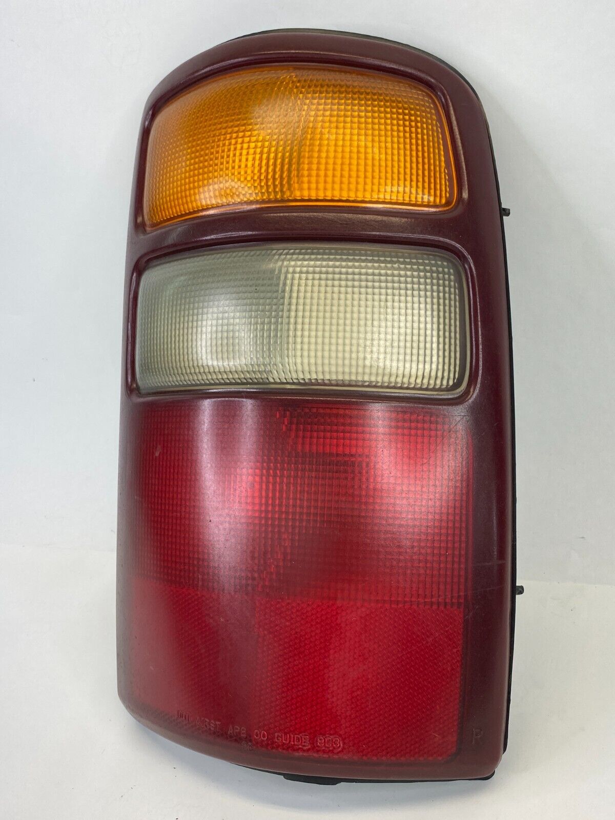 00-03 GMC Yukon Rear Right Passenger Side Tail Light Taillight Lamp 16525376 OEM