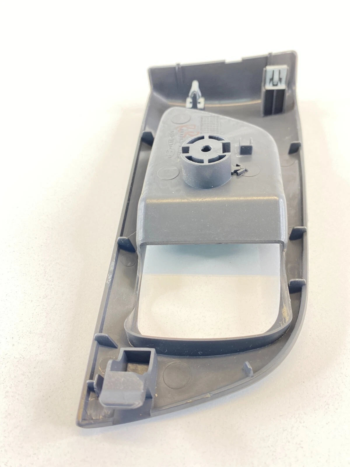 06-08 KIA OPTIMA REAR RIGHT SIDE INTERIOR DOOR HANDLE BEZEL TRIM 836212G000 OEM
