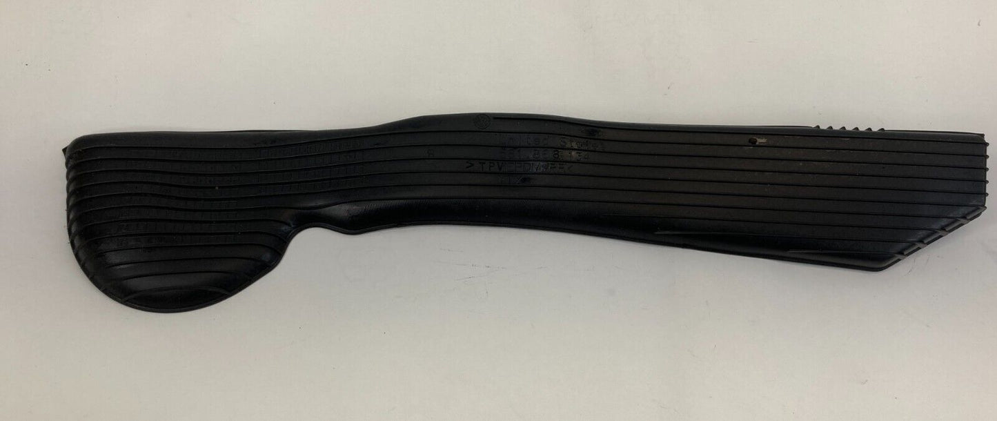 2012-2014 Volkswagen Passat Front Right Side Storage Rubber Insert Mat 561868134