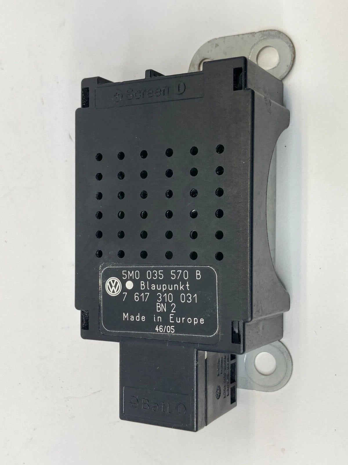 06-14 VOLKSWAGEN GTI 2.0L ANTENNA AMPLIFIER CONTROL MODULE 5M0-035-570-B OEM