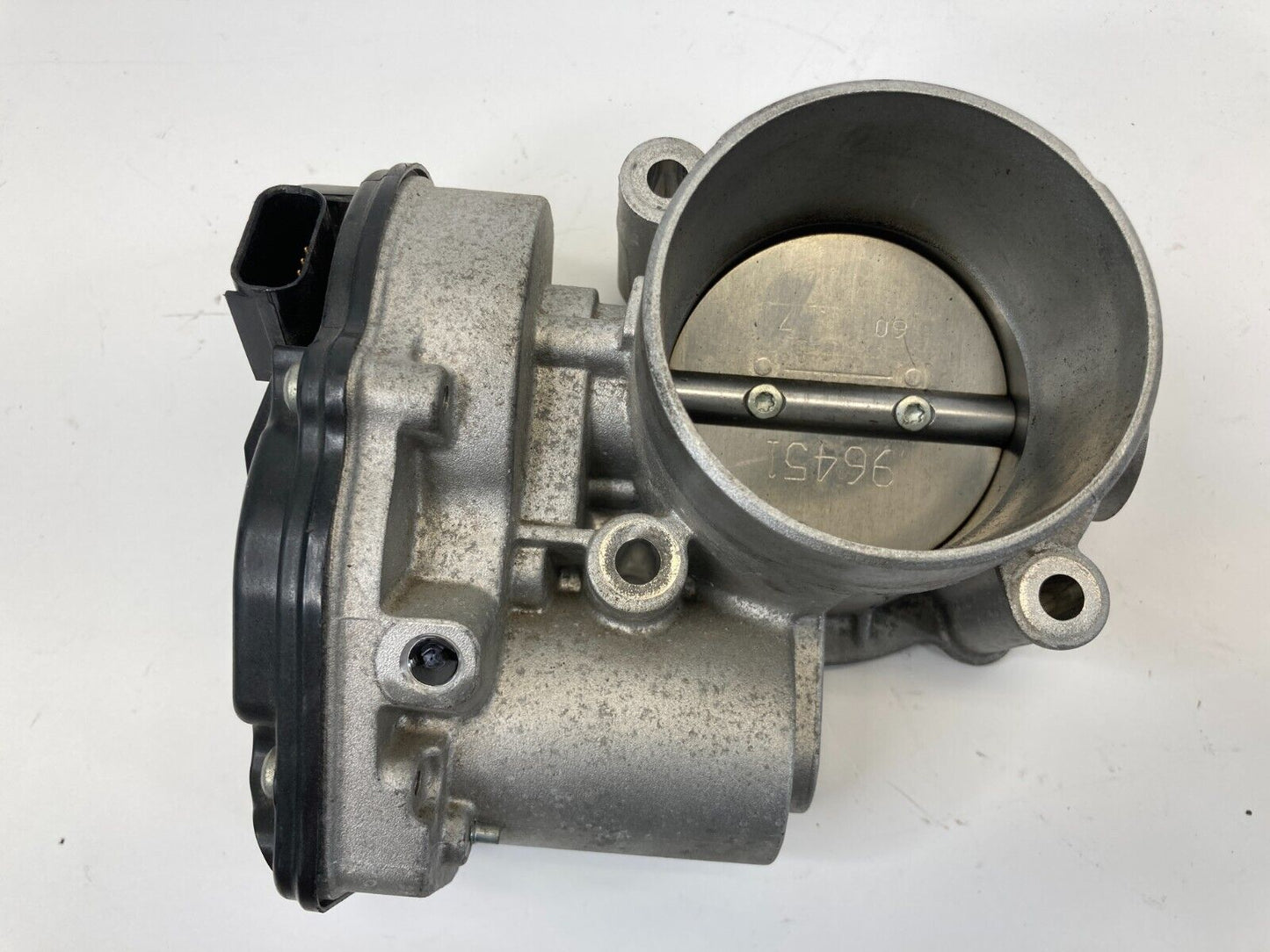 2013-2020 Ford Fusion Escape 2.5L Throttle Body Throttle Valve 2M17023-0427 OEM