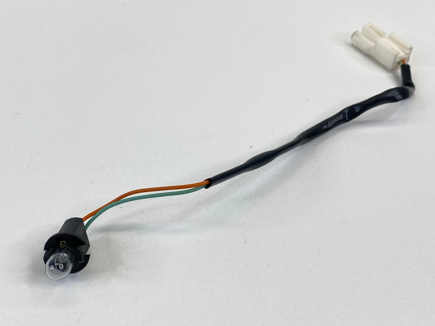 2011-2014 HYUNDAI SONATA FRONT RIGHT DOOR PANEL COURTESY LIGHT LAMP WIRE HARNESS