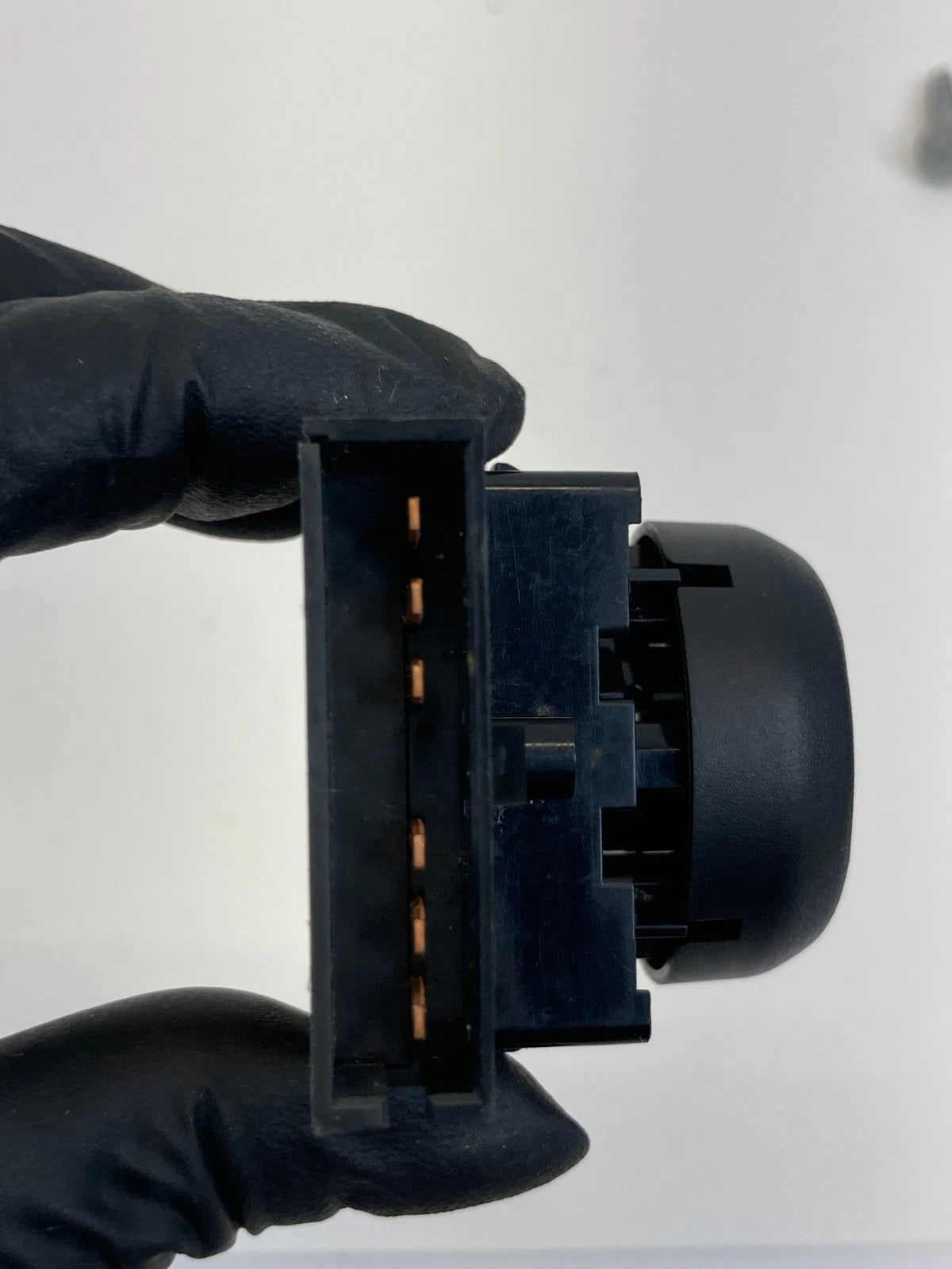 2010-2016 Buick LaCrosse Front Left Seat Lumbar Switch 25802502 OEM