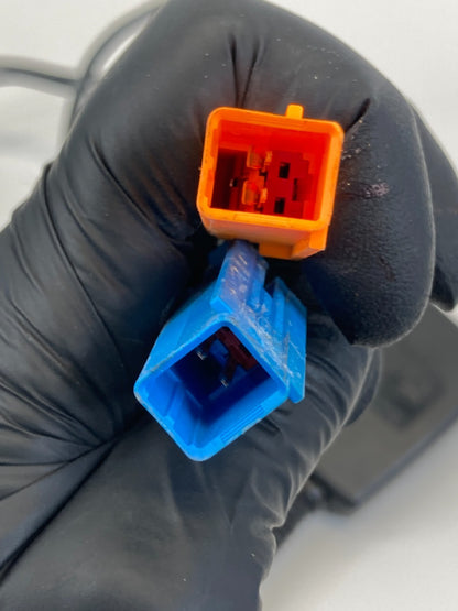 2008-2012 Land Rover LR2 Front Left Driver Seat Belt Buckle OEM