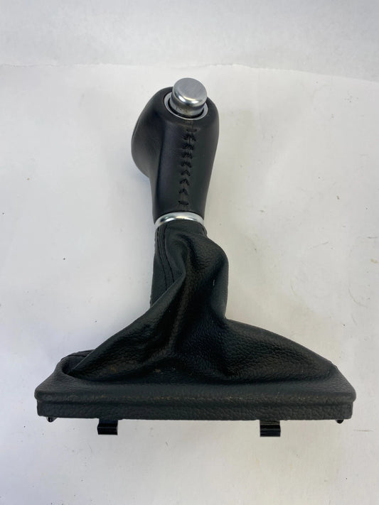 2014 2015 KIA SORENTO 3.3L AT SHIFT KNOB HANDLE AND GAITER BLACK LEATHER OEM