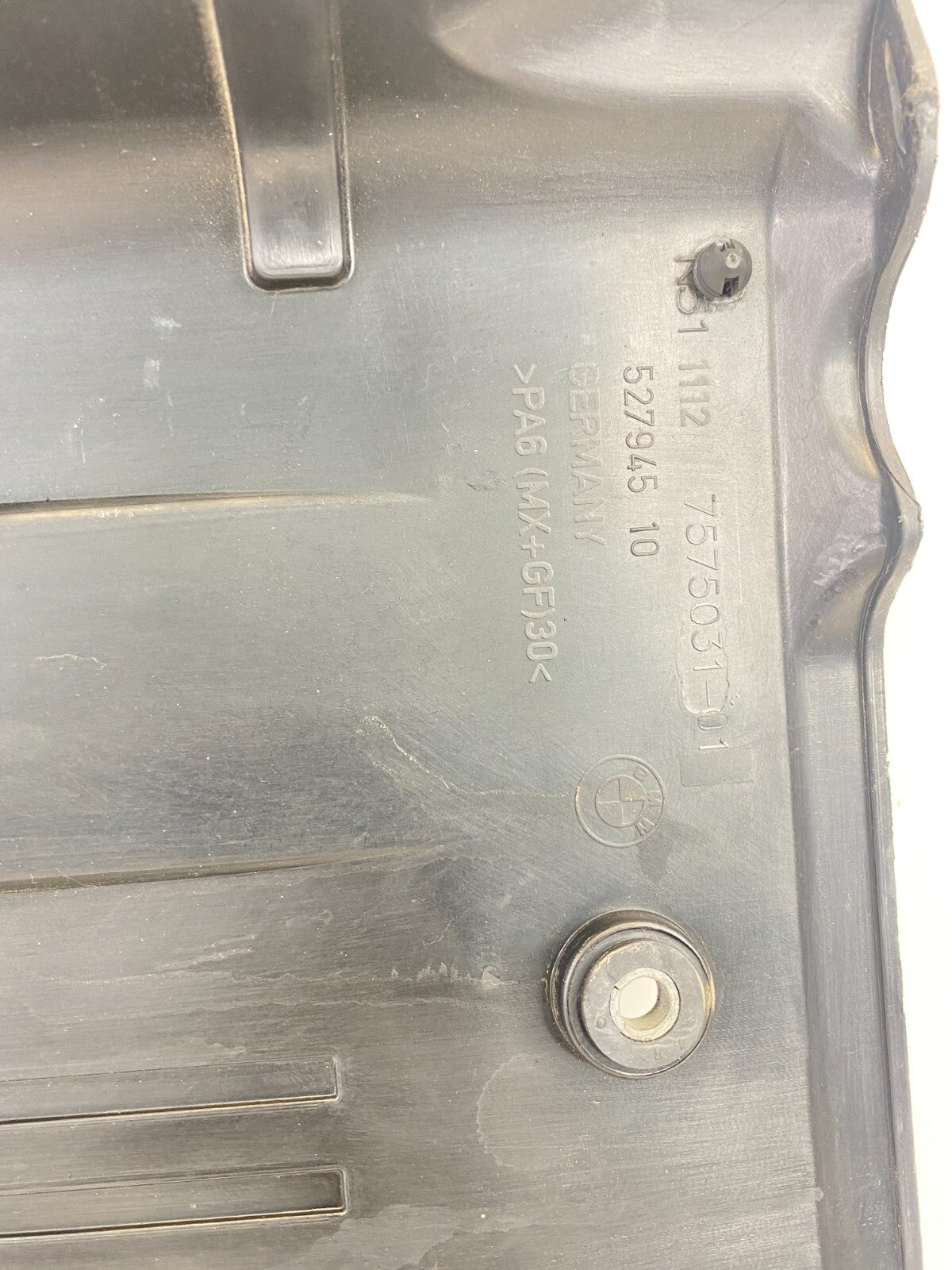 09-13 BMW 328i xDrive 3.0L L6 Engine Cover Ignition Coil Top Lid 11-12-7-575-031