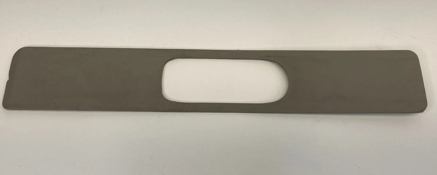 2005-2007 JEEP GRAND CHEROKEE FRONT RIGHT UPPER B PILLAR PANEL COVER TRIM