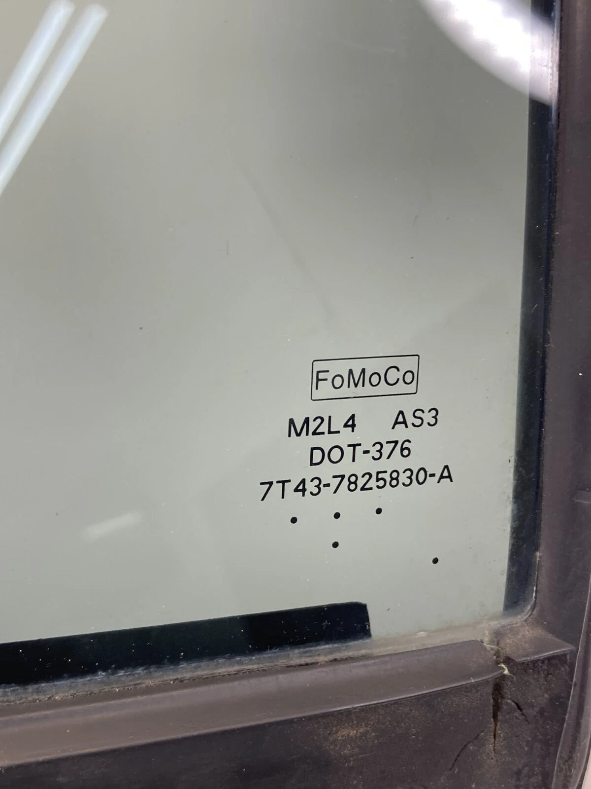 2007-2015 LINCOLN MKX REAR RIGHT SIDE QUARTER VENT WINDOW GLASS 7T43-7825830-A