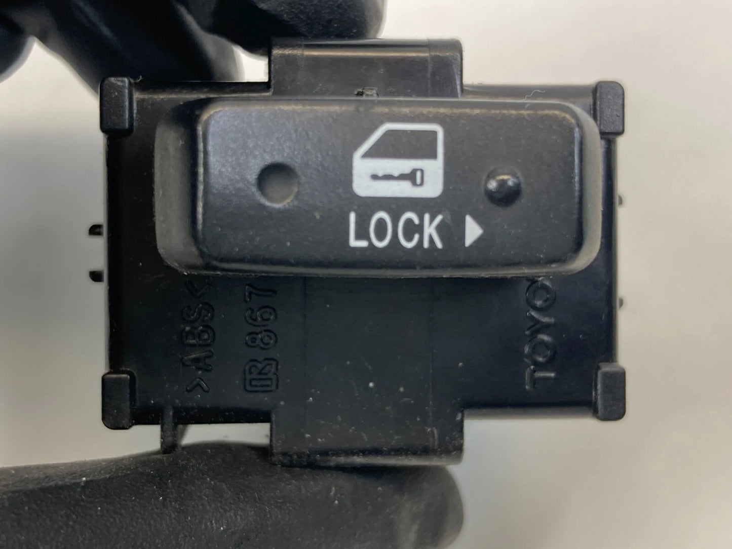 2007 2008 2009 TOYOTA CAMRY FRONT RIGHT DOOR LOCK CONTROL SWITCH BUTTON OEM