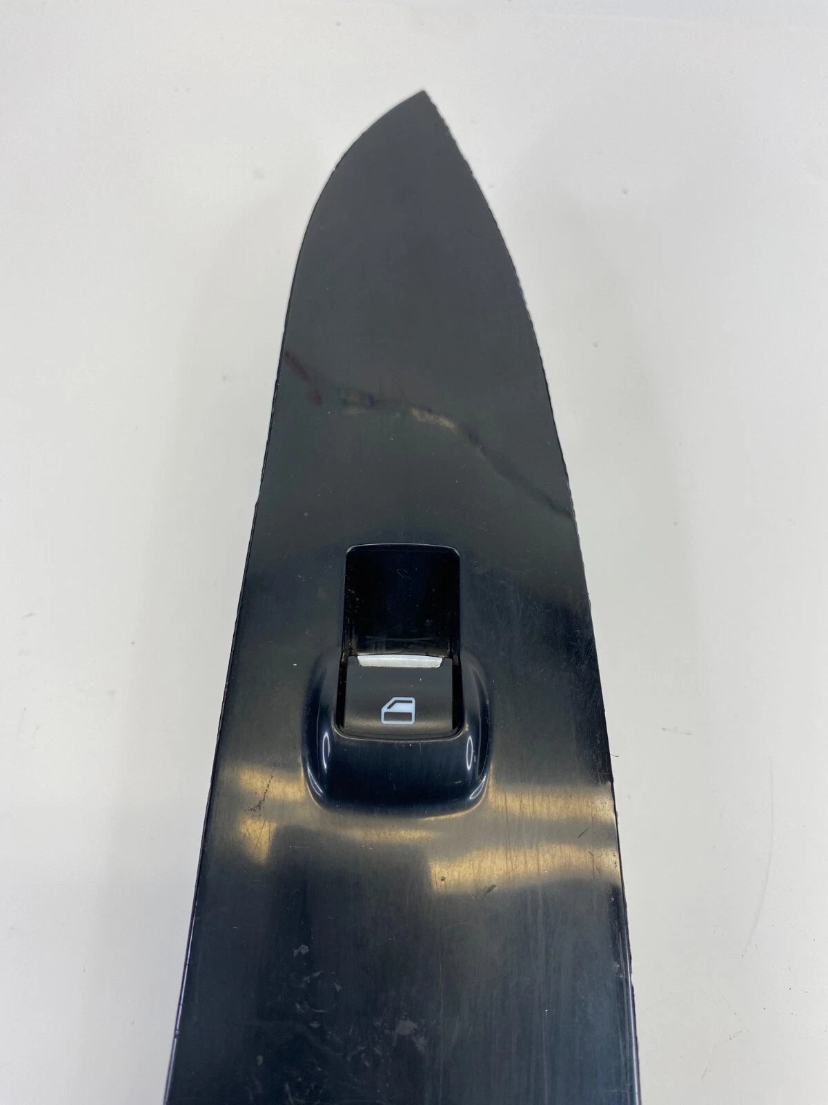 2013-2020 FORD FUSION FRONT RIGHT SIDE DOOR WINDOW SWITCH W/ BEZEL DS73-14A563-B