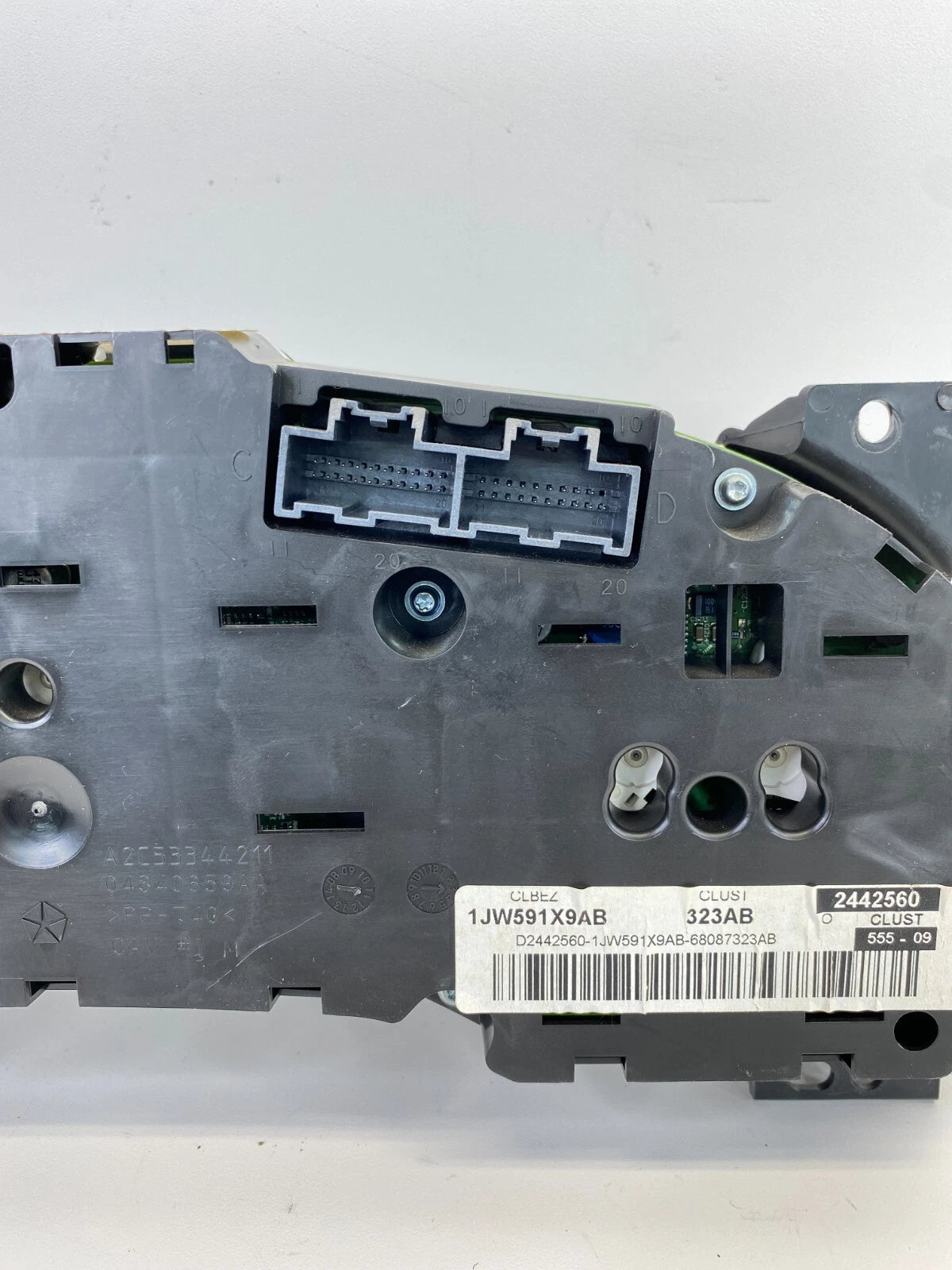 2011 2012 DODGE CALIBER SPEEDOMETER CLUSTER GAUGES 132.158 MILES 68087323AB OEM