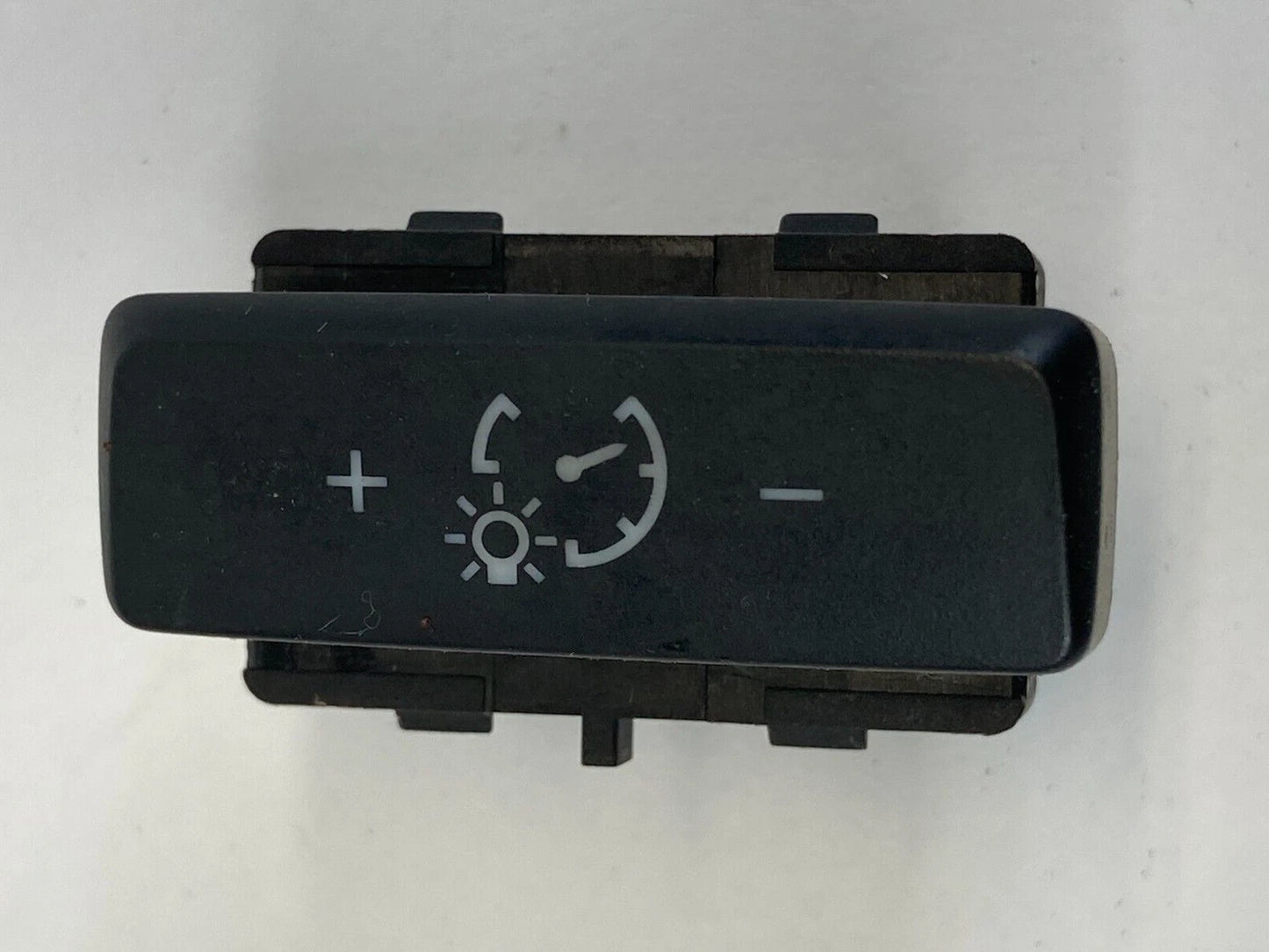 12-15 VOLKSWAGEN PASSAT DASH INSTRUMENT LIGHT RHEOSTAT CONTROL SWITCH 561941557A