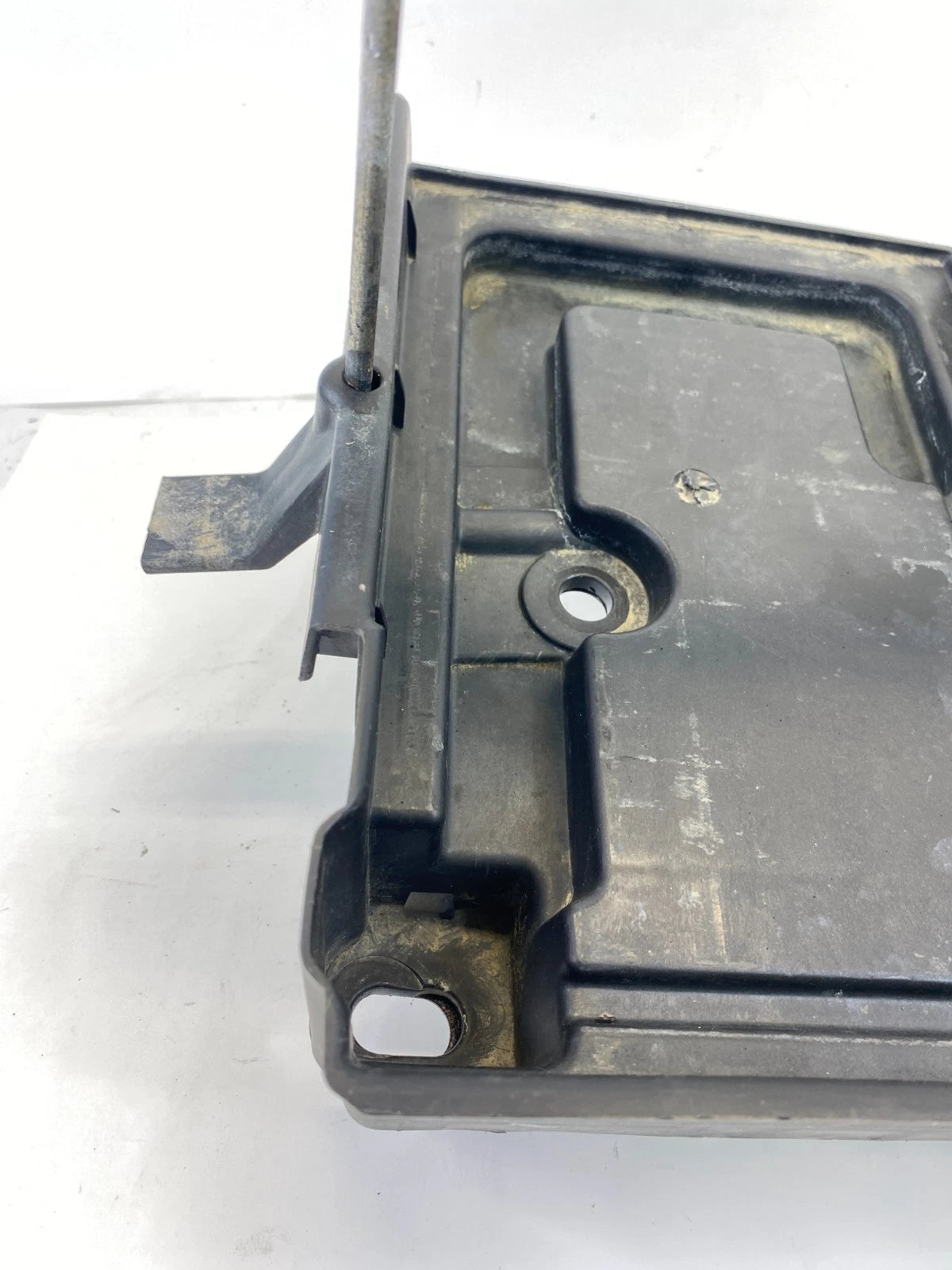 2013-2019 Ford Police Interceptor Sedan 3.5L V6 AT Battery Tray Holder Bracket