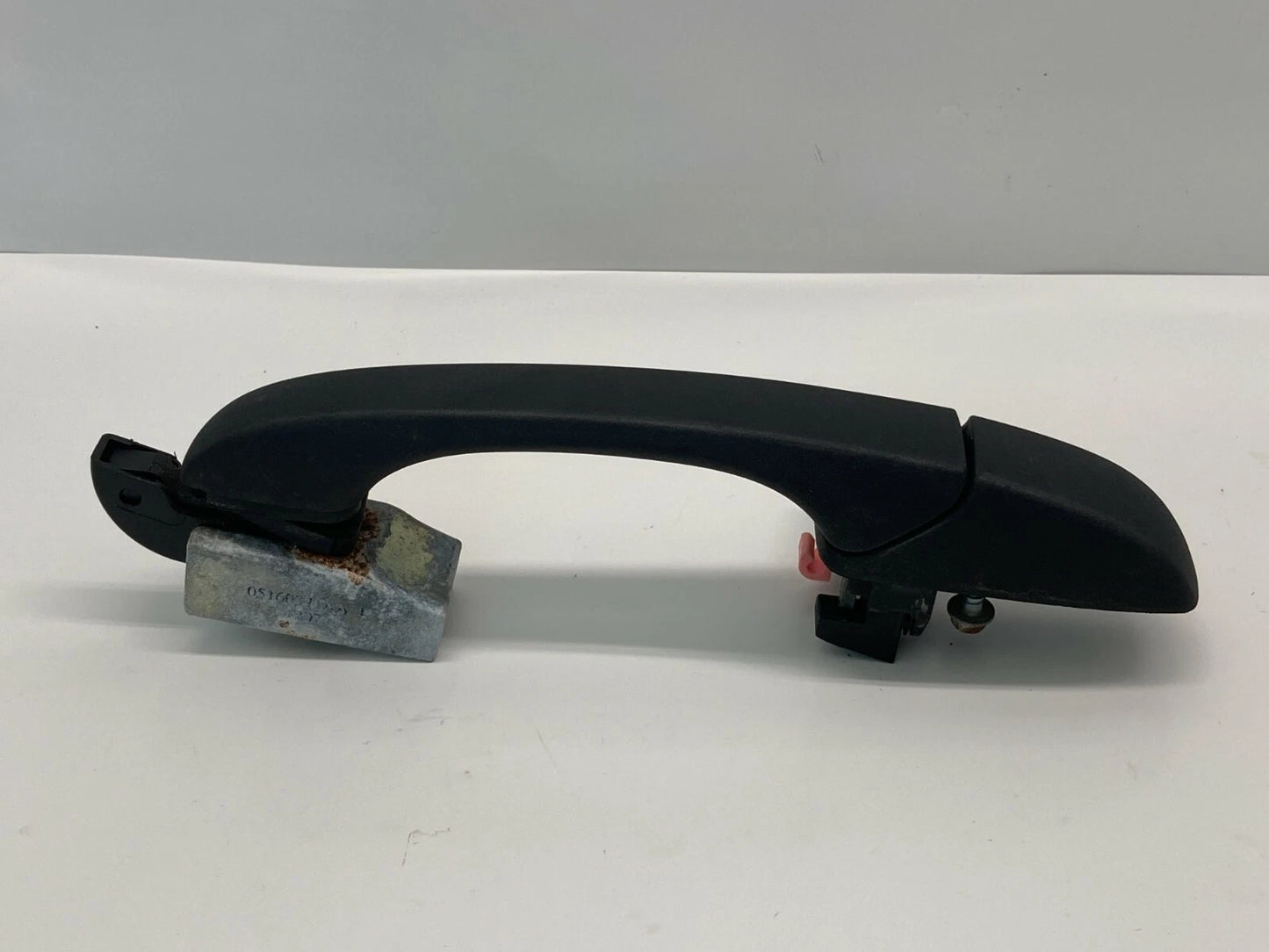 2007-2012 DODGE CALIBER REAR LEFT SIDE OUTSIDE EXTERIOR DOOR HANDLE 05160321AA