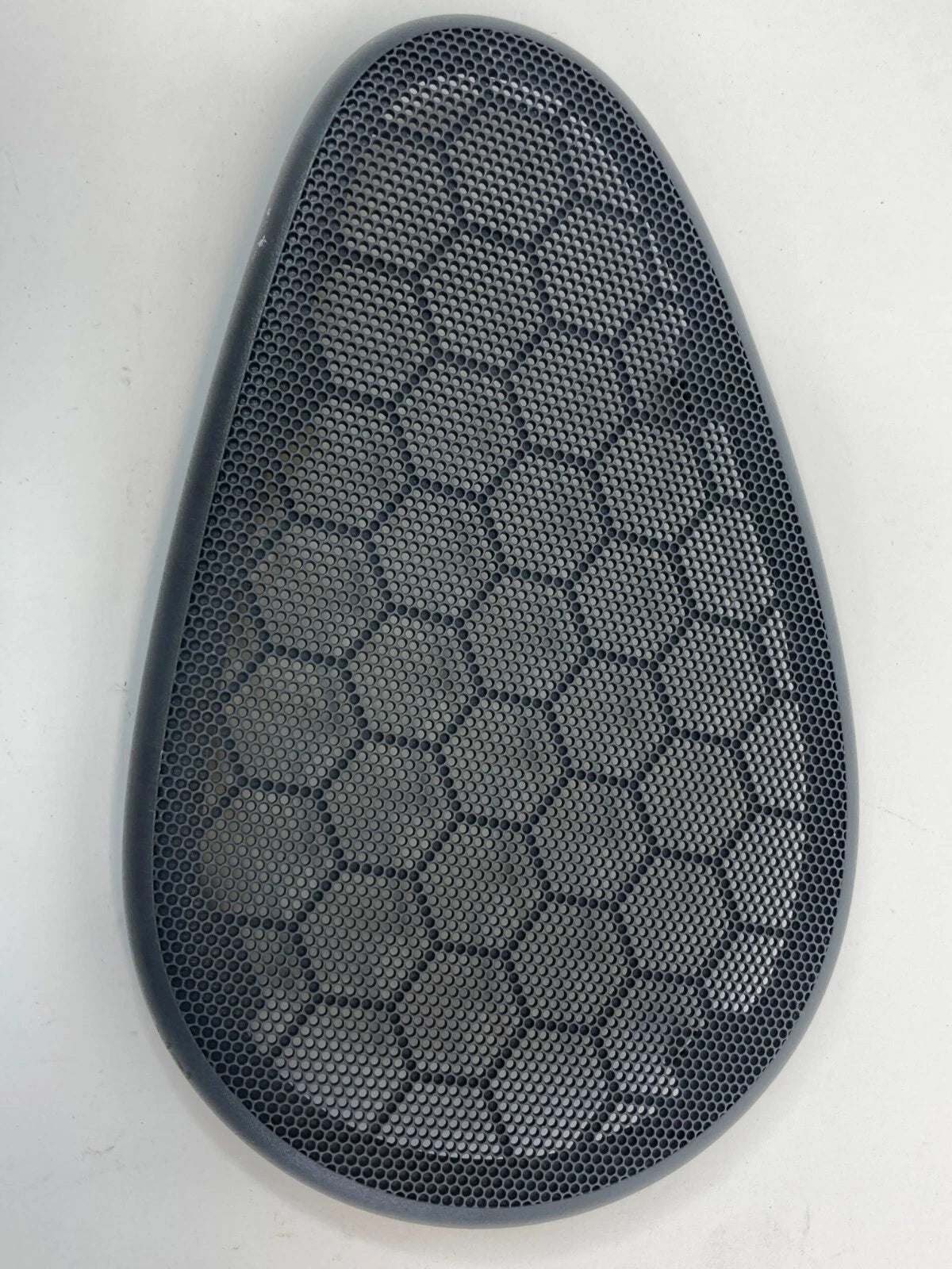 04-11 SAAB 9-3 CONVERTIBLE REAR RIGHT QUARTER PANEL SPEAKER GRILLE TRIM 12830788