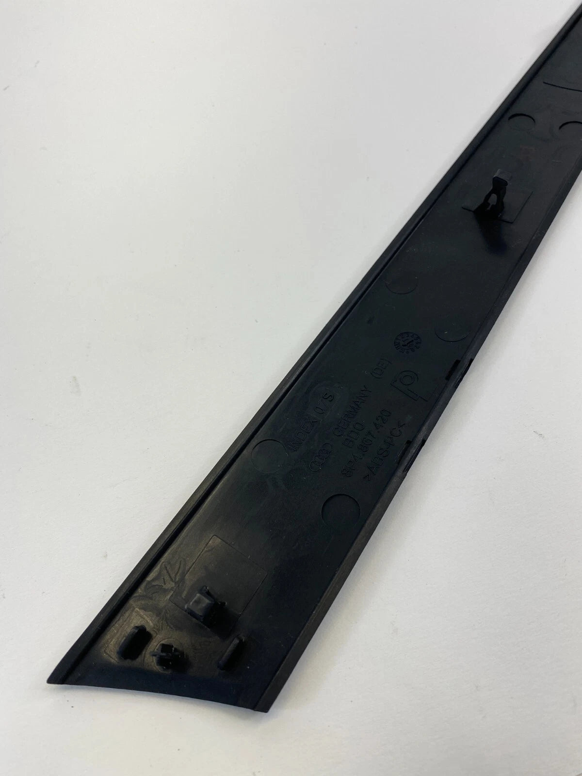 2006-2013 AUDI A3 REAR RIGHT PASSENGER DOOR PANEL MOULDING TRIM 8P4-867-420 OEM