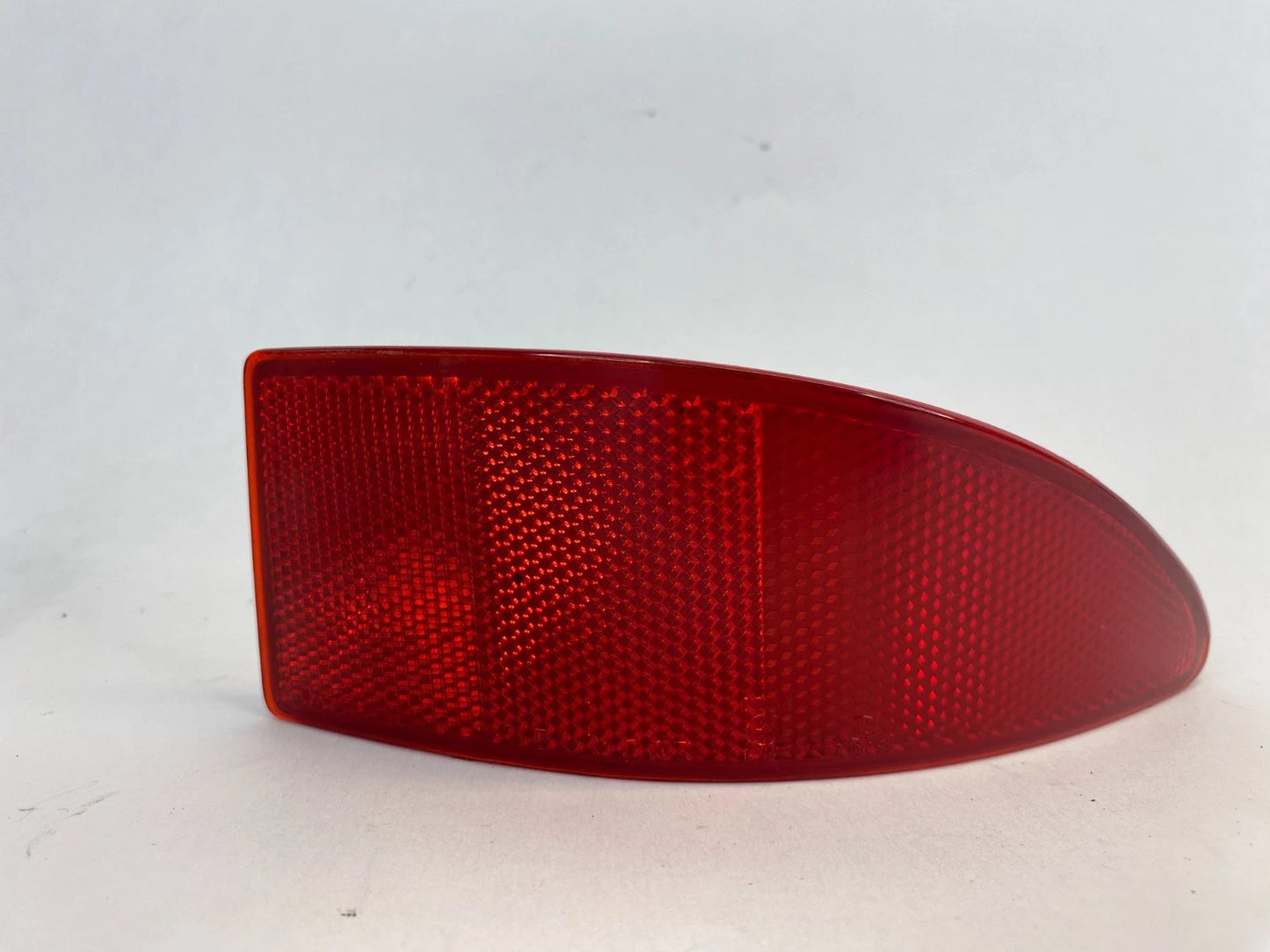 2006-2013 LEXUS IS250 IS350 REAR BUMPER REFLECTOR LENS PANEL RIGHT SIDE OEM