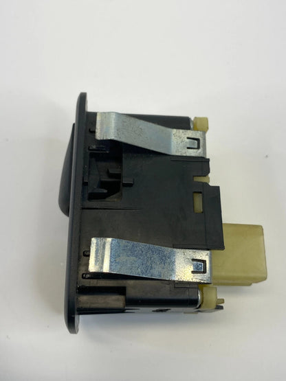 2009-2014 VW ROUTAN REAR RIGHT SLIDING DOOR POWER WINDOW SWITCH 68020400AC OEM