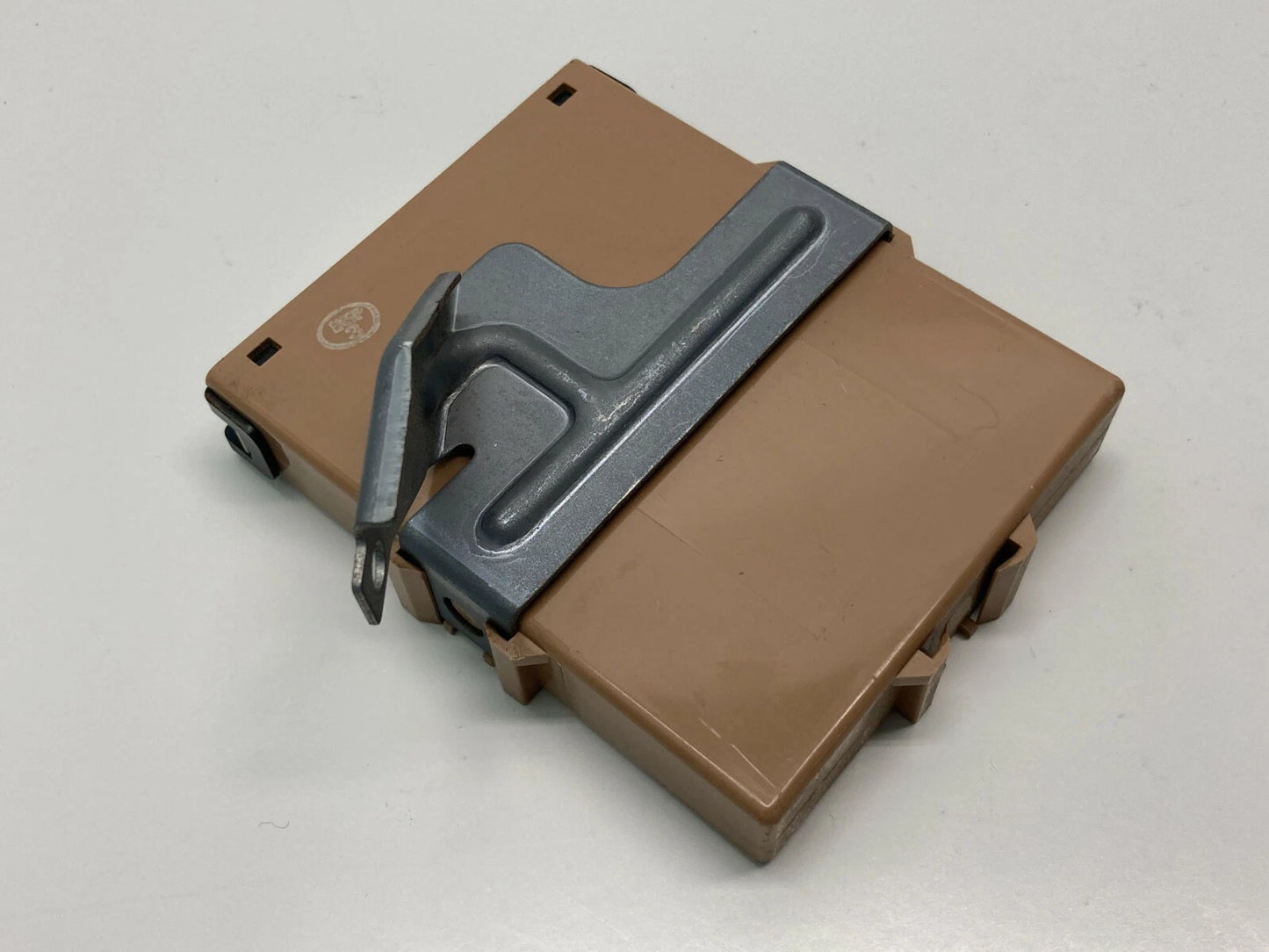 06-09 TOYOTA PRIUS MULTIPLEX NETWORK GATEWAY COMPUTER CONTROL MODULE 89111-47050