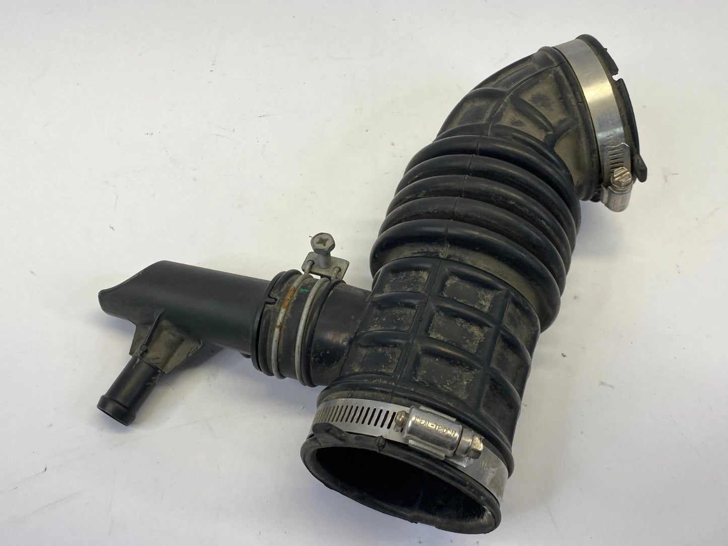 2013-2019 NISSAN SENTRA 1.8L ENGINE AIR INTAKE HOSE CLEANER DUCT PIPE TUBE