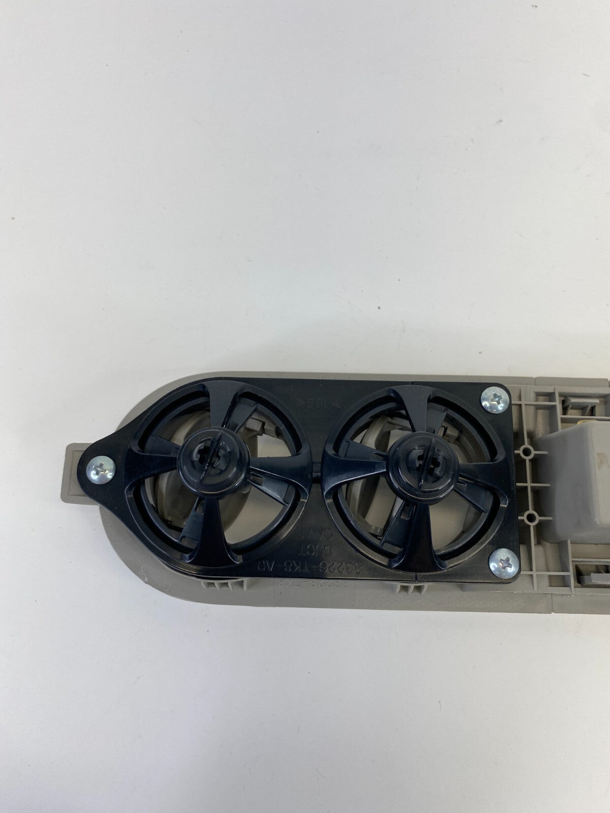 11-17 Honda Odyssey Rear Overhead Dome Map Lamp Light w/ Air Vent 83226-TK8-A0