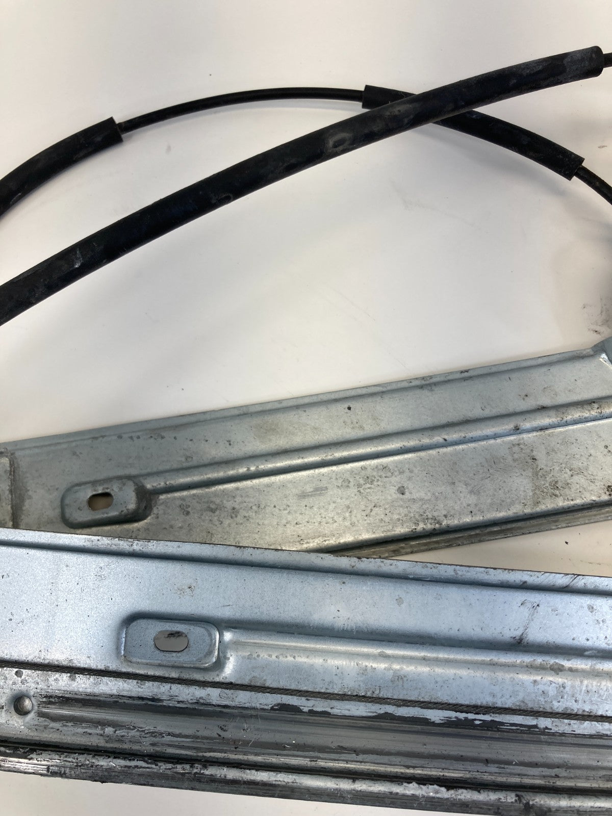 2013-2019 Ford Escape Front Left Side Door Window Regulator W/ Motor OEM