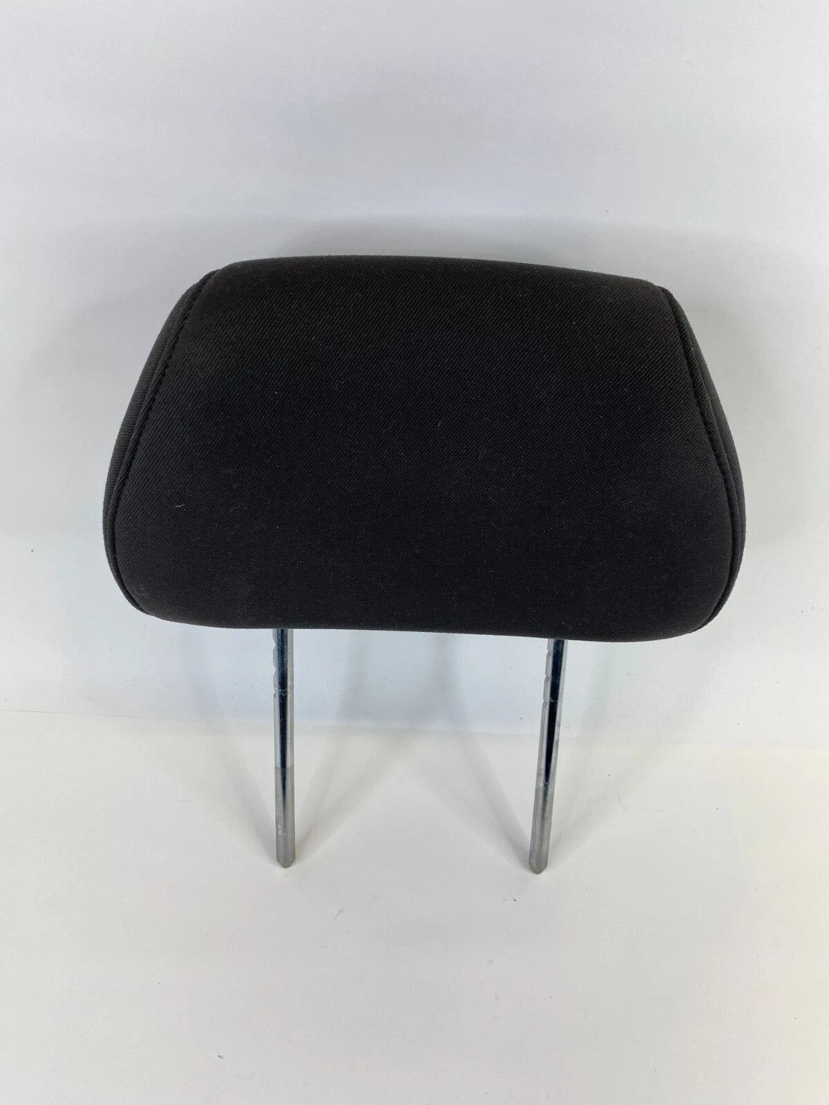 2005 06 07 08 2009 PONTIAC G6 SEDAN FRONT LEFT DIRVER SEAT HEADREST HEAD REST
