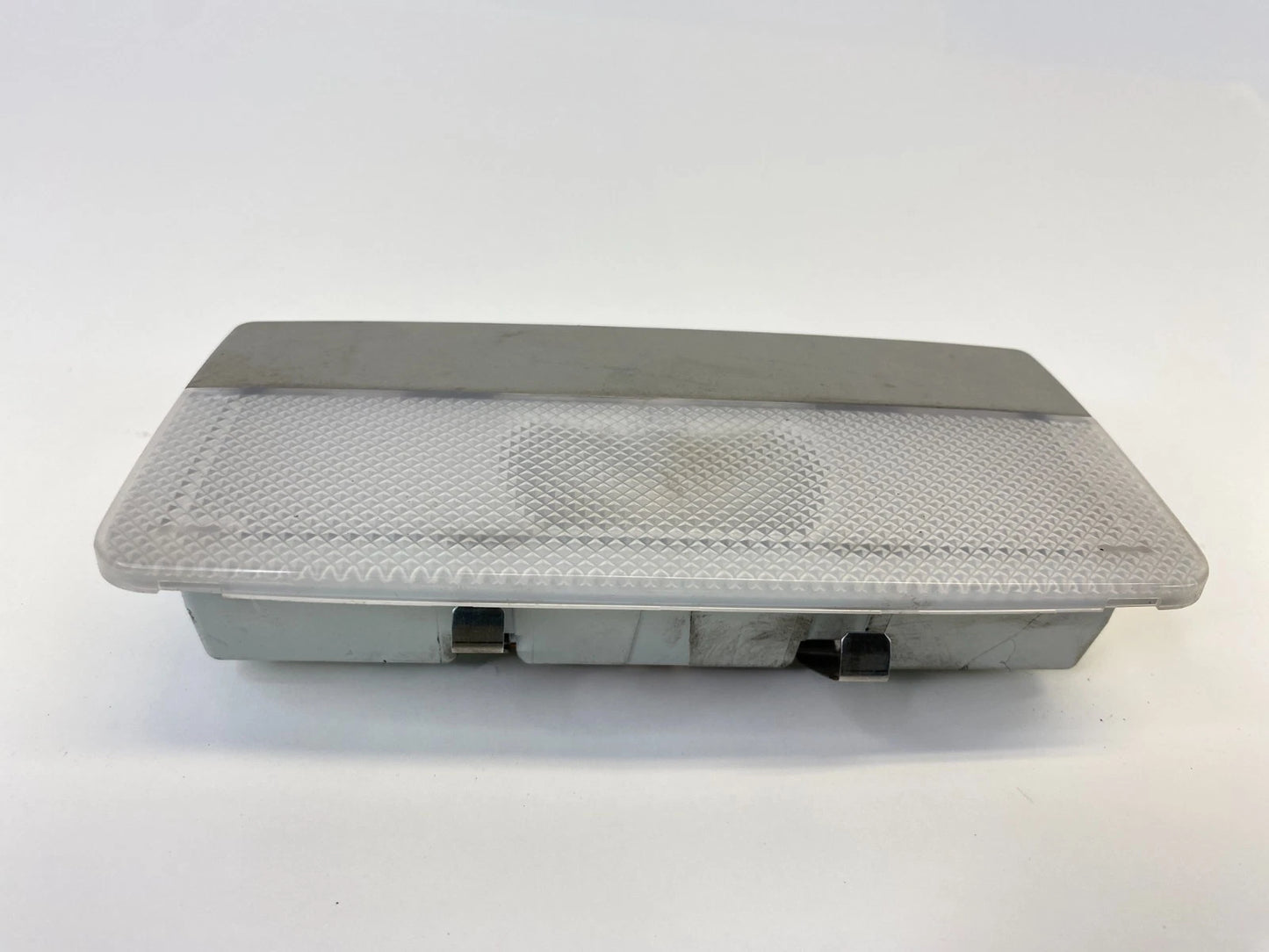 2010-2017 CHEVROLET EQUINOX REAR INTERIOR DOME LIGHT LAMP ASSEMBLY 316627975 OEM