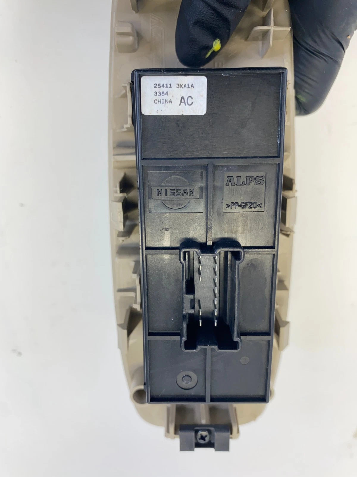 13-20 NISSAN PATHFINDER FRONT RIGHT SIDE DOOR WINDOW SWITCH W/BEZEL 80960-3KA0AX