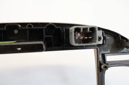 2006-2011 KIA RIO CENTER DASH RADIO TRIM BEZEL PANEL A/C OEM FACTORY 1G847-21000