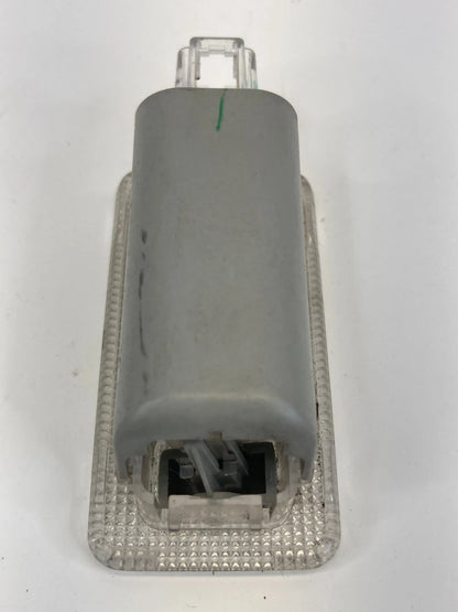 07-15 Lexus RX350 04-06 RX330 REAR TRUNK QUARTER PANEL COURTESY LAMP LIGHT OEM