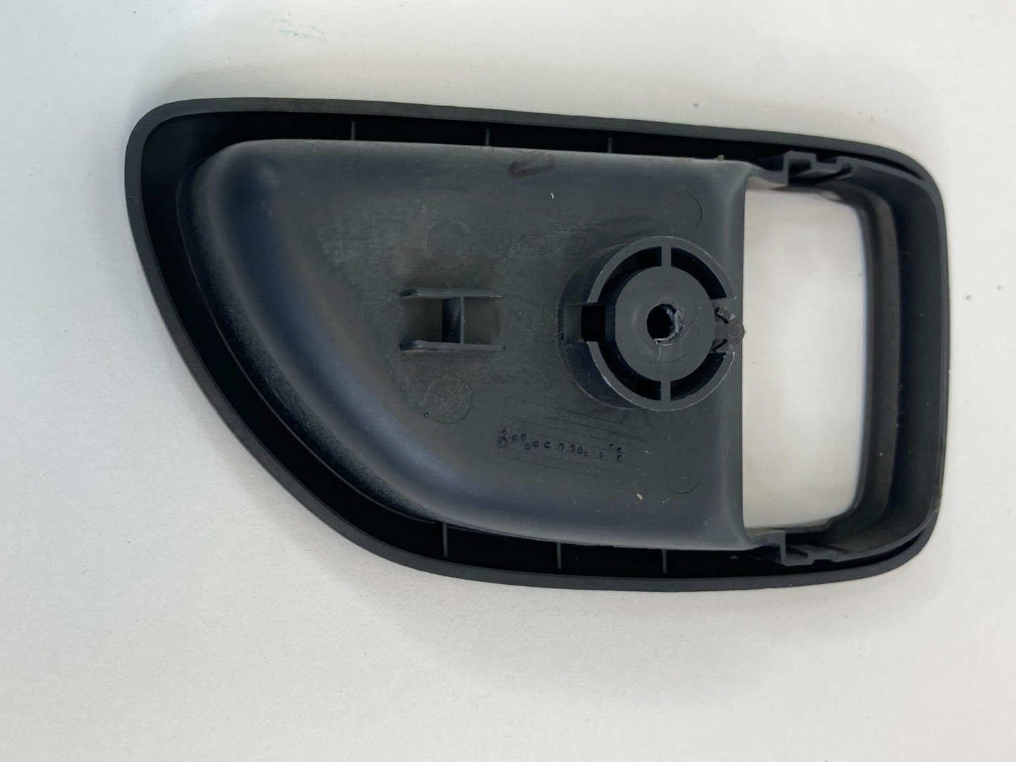 10-13 Kia Soul Rear Left Side Interior Door Handle Cover Bezel Trim 82611-2K100